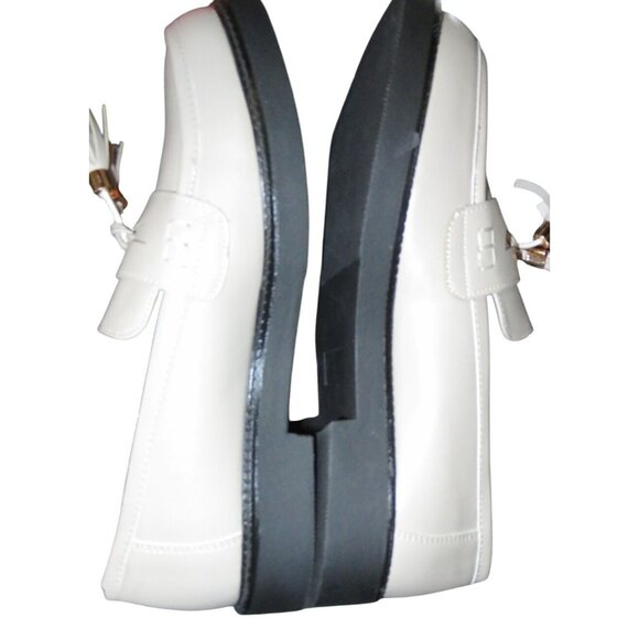 Justfab Georgia Tassel Embellished Cream Vegan Leather Slip On Loafers size 7 - Picture 5 of 8